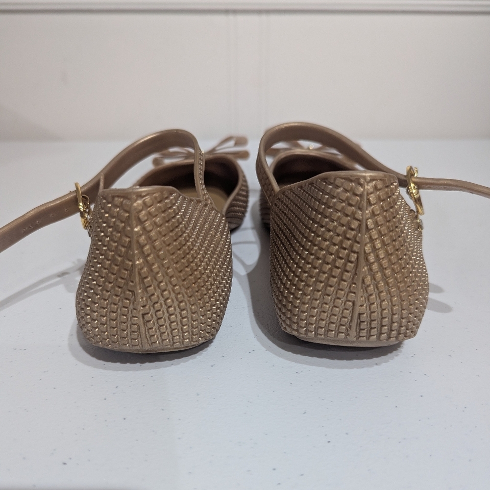 Mel by Melissa Gold ballet flats with bow and ankle strap - size 9 - Picture 6 of 11